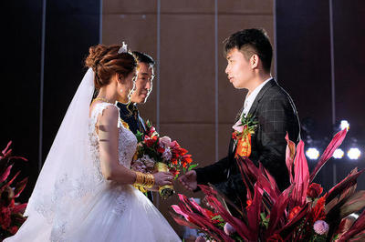 婚礼伴郎祝福语