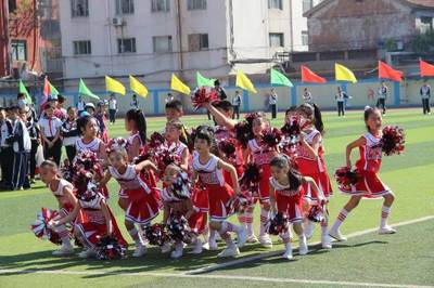 二年级春季运动会
