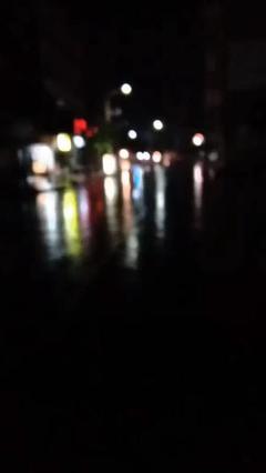 一个人走夜路的心情